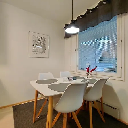 Apartment With Private Sauna & Free Parking